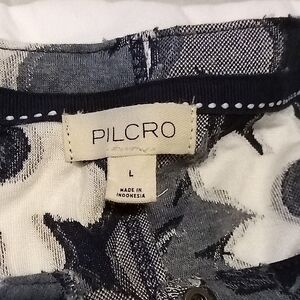 Floral Black and Gray Women's Top